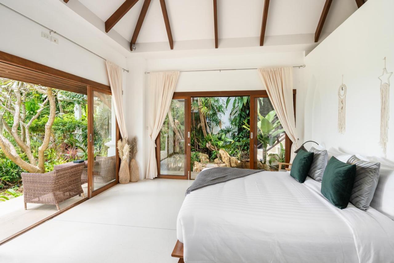 Villa Balinese Style Pool With Panoramic Sea View